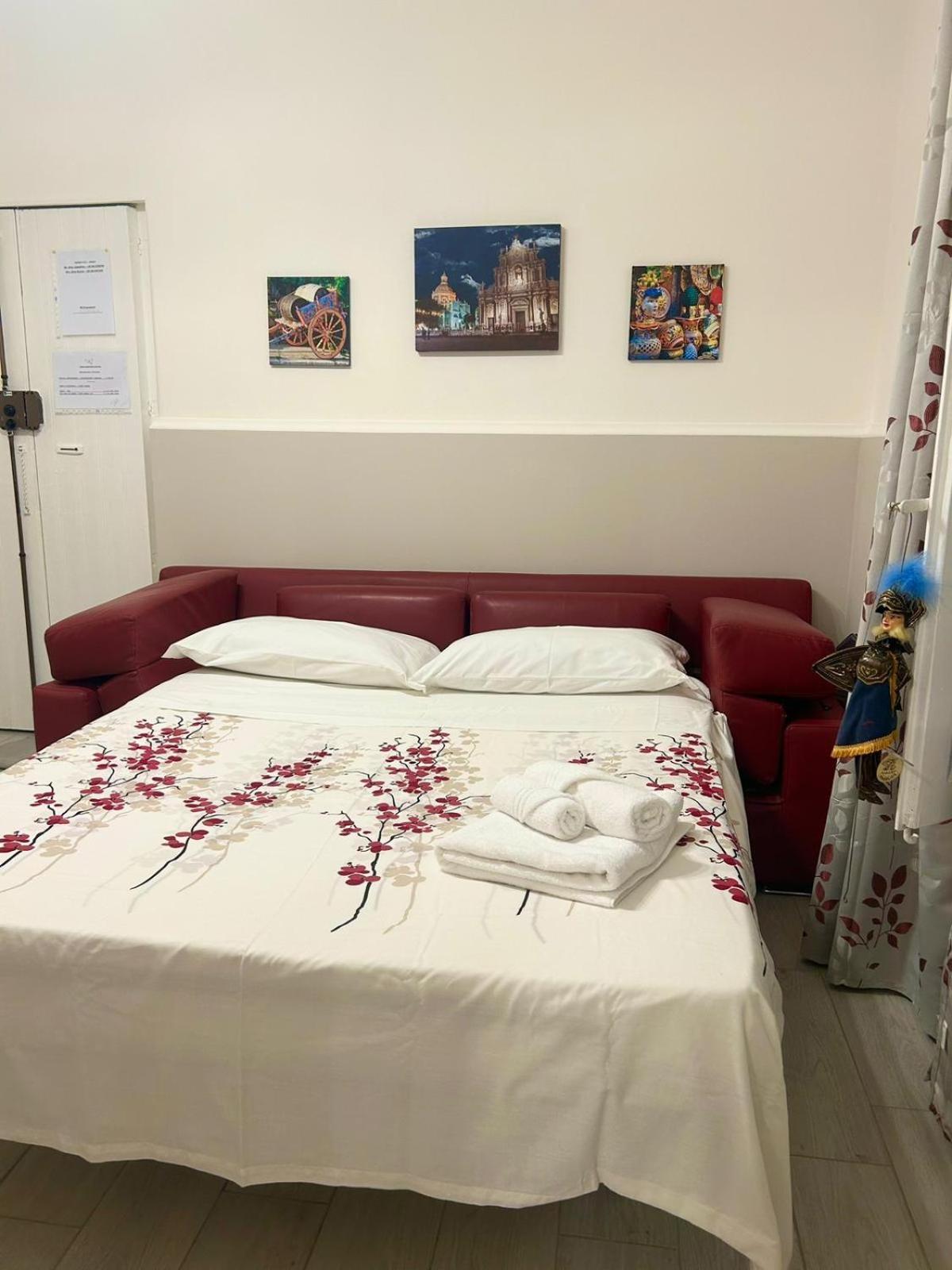 Apartments For Rent Catania Ngoại thất bức ảnh